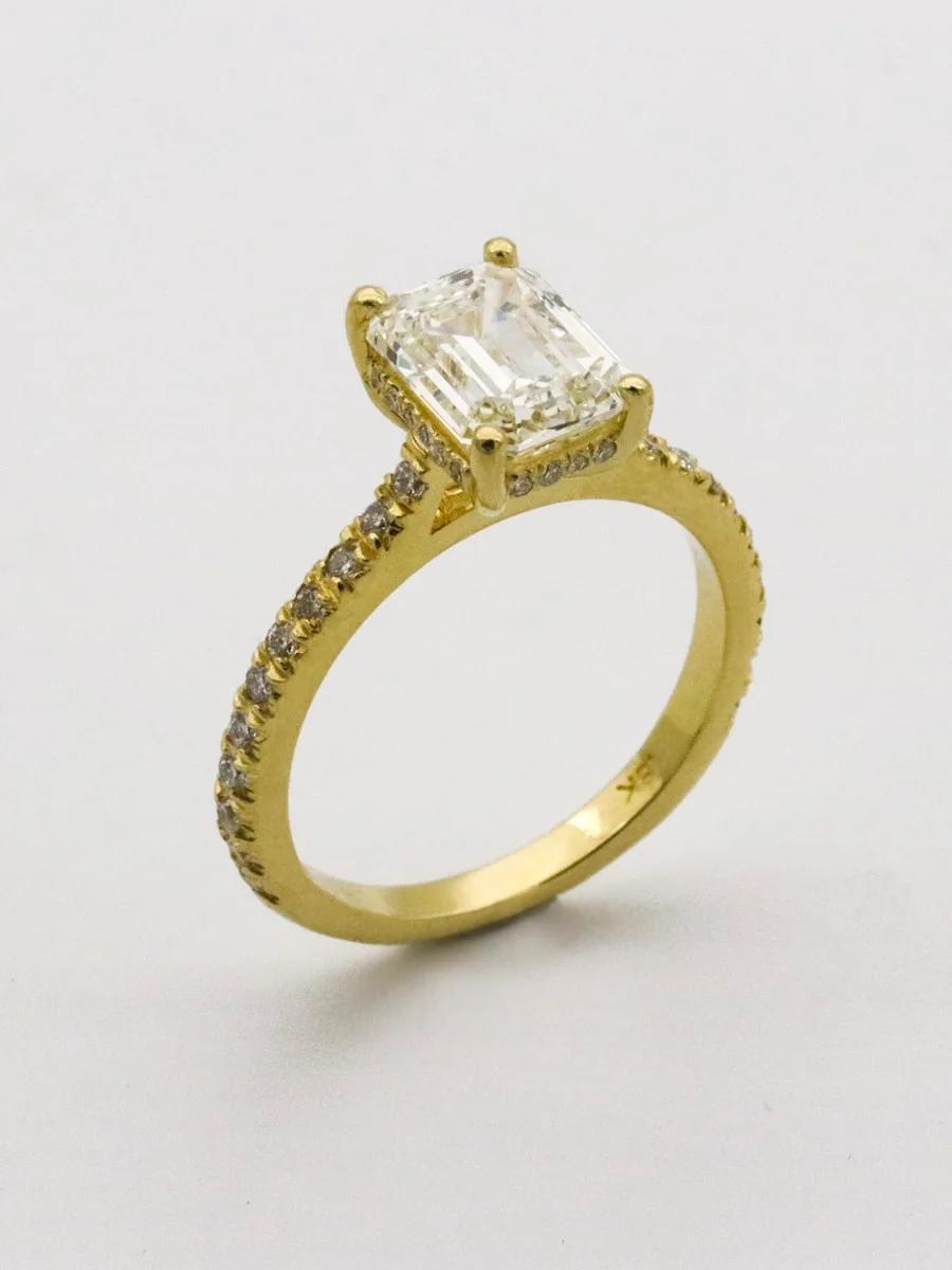 Nhẫn Cưới Vàng 18K PNJ Trái Tim Đôi